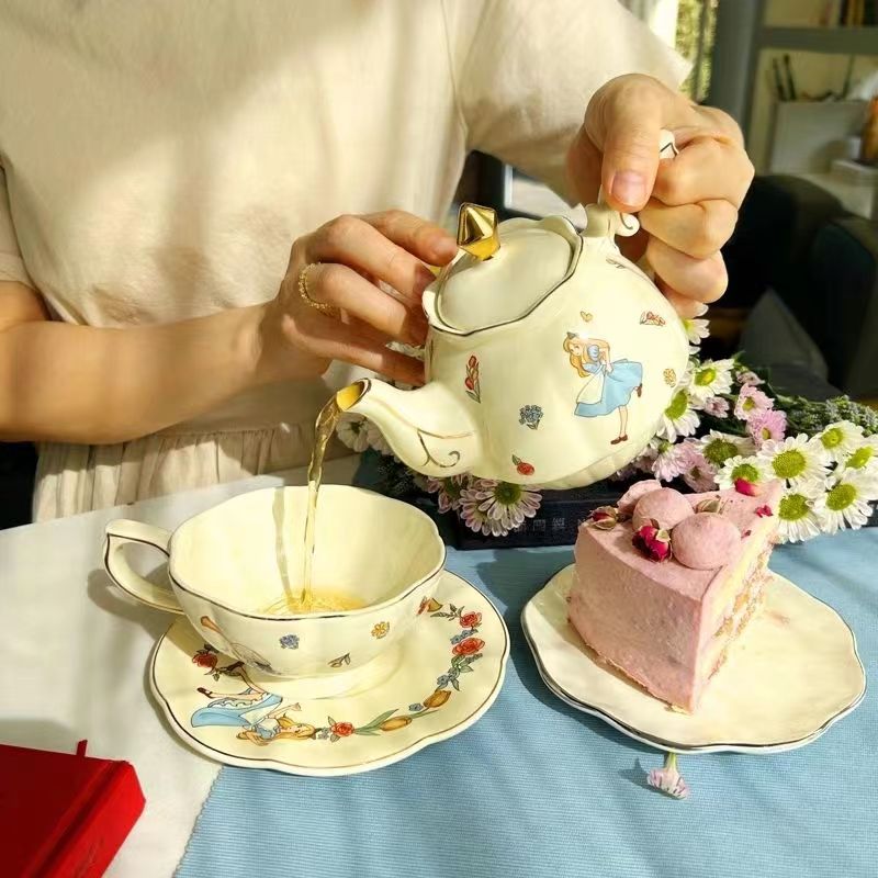 Coffee Tea Gift Set - 앨리스 세라믹 티&커피 세트 (토끼 디자인)